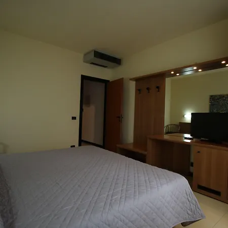 Hotel Italia